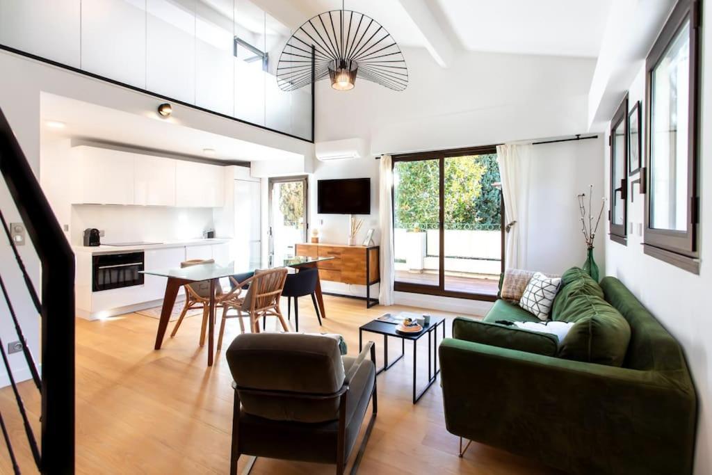 #11 Alex Terrace Parking Ac 2 Bdr 5mins To Sea Apartment Saint-Jean-Cap-Ferrat
