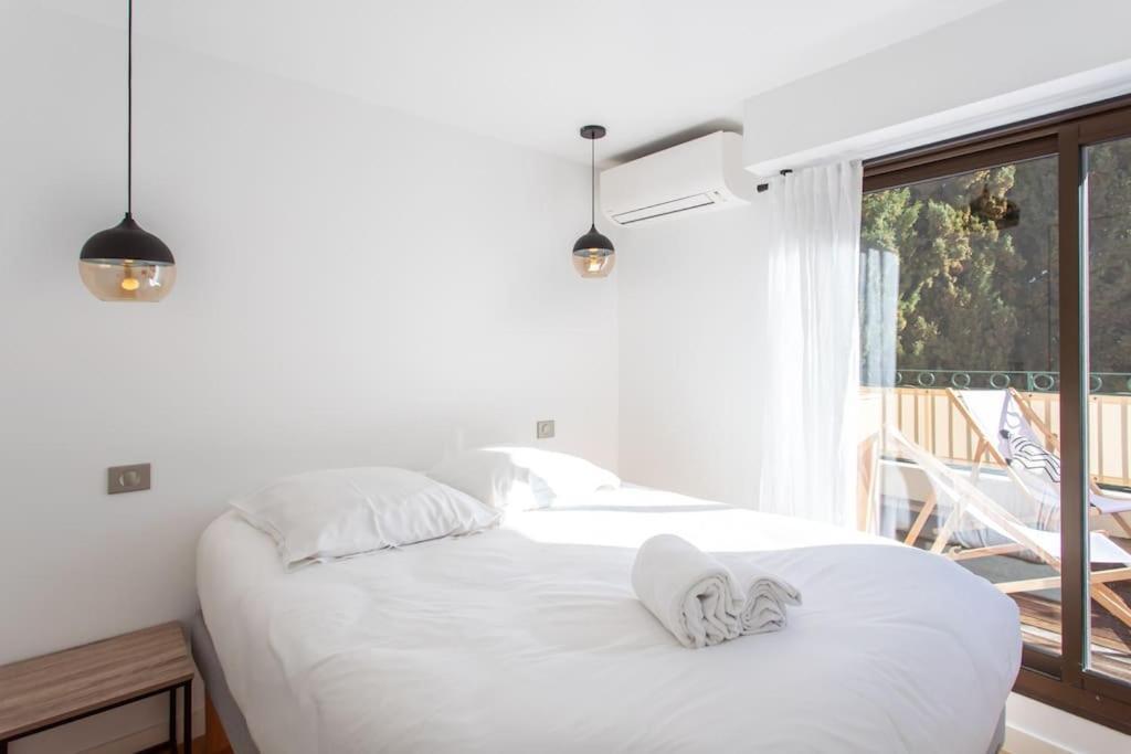 Apartment #11 Alex Terrace Parking Ac 2 Bdr 5mins To Sea *