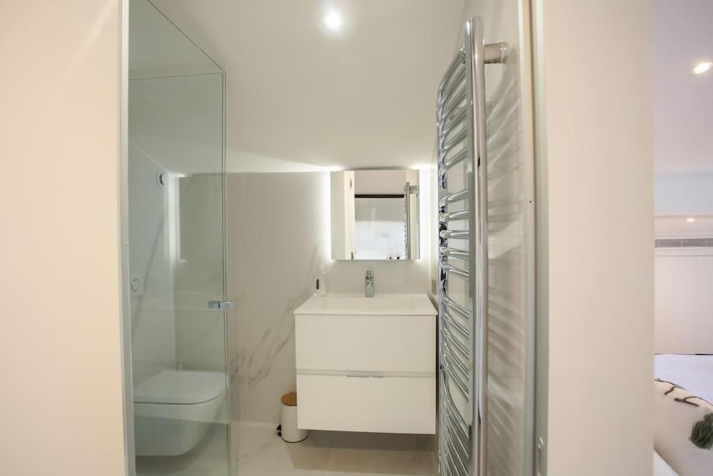 #11 Alex Terrace Parking Ac 2 Bdr 5mins To Sea * Saint-Jean-Cap-Ferrat