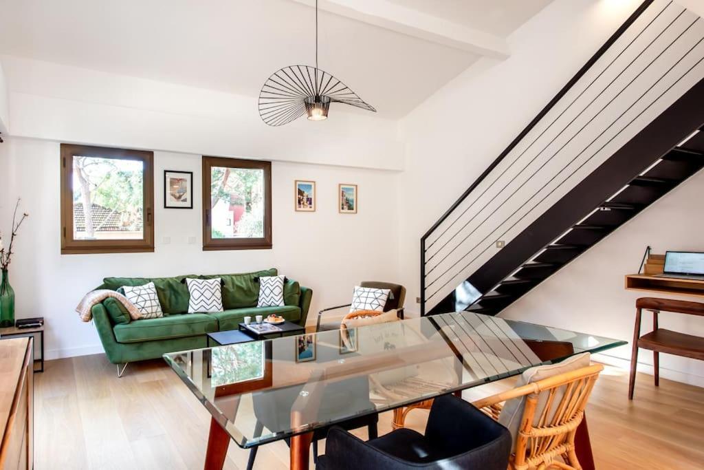 #11 Alex Terrace Parking Ac 2 Bdr 5mins To Sea Saint-Jean-Cap-Ferrat